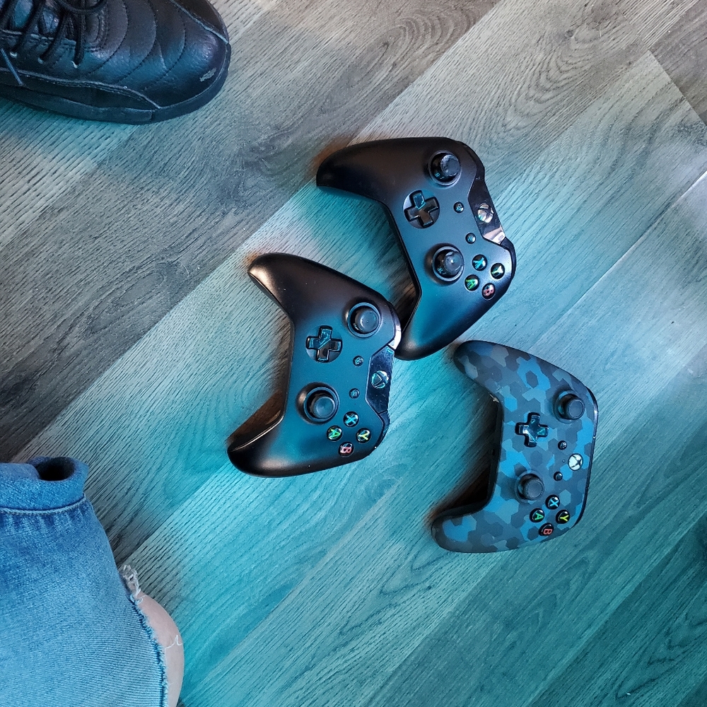 Xbox 1 - Picture 5 of 14
